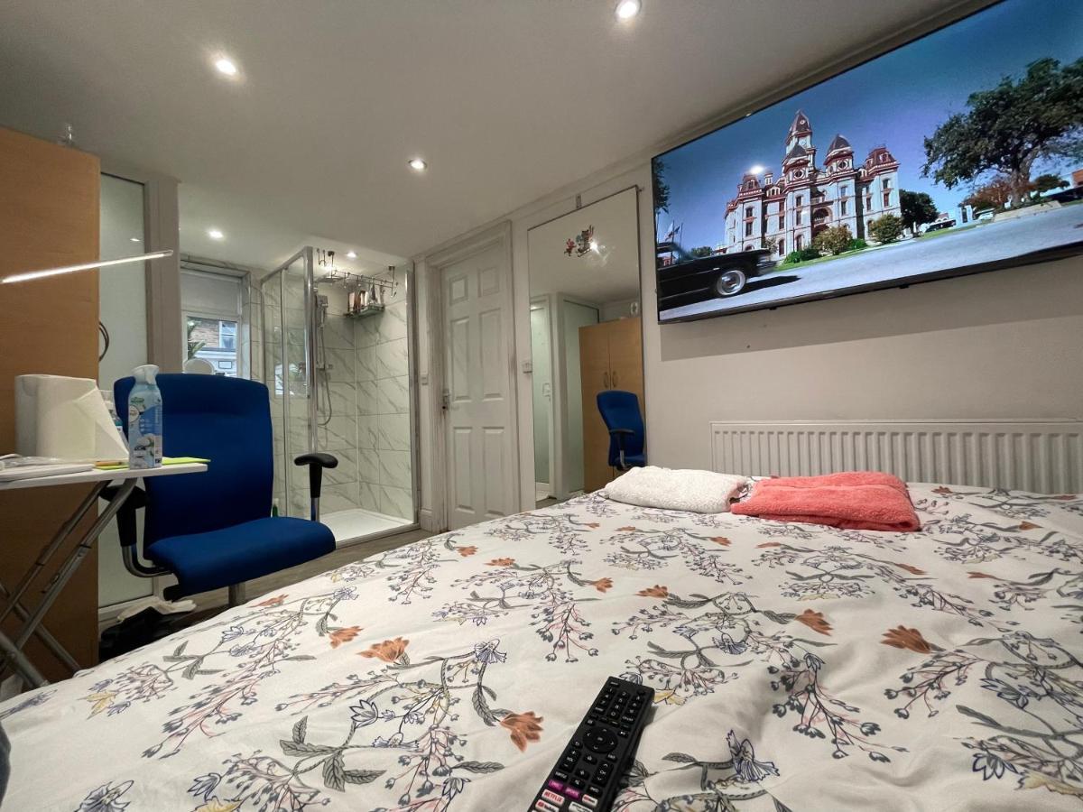 North Avenue Guest House Ltd, Heathrow Airport-Free Parking Hayes  Zewnętrze zdjęcie